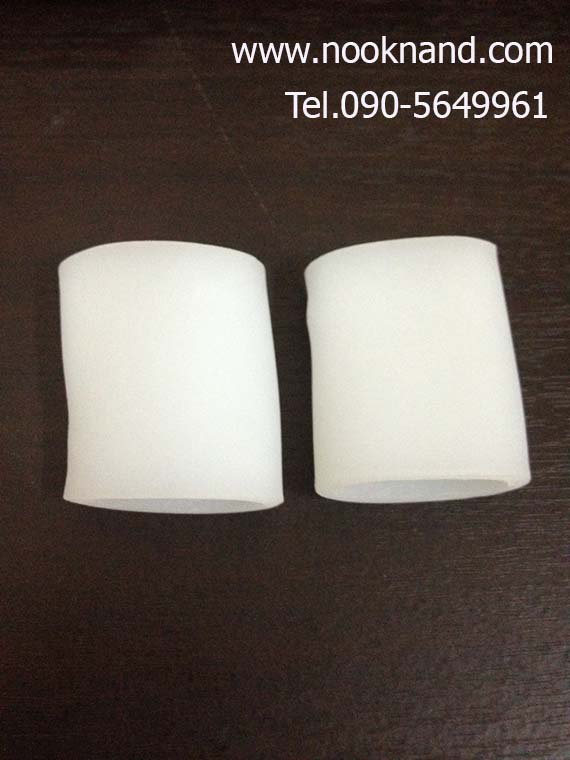 ٻҾ3 ͧԹ : (Դ)͡⤹һͧѹúҴ纹White Silicone Gel Protective Big Toe Caps Soft Cushion Protector Calluse